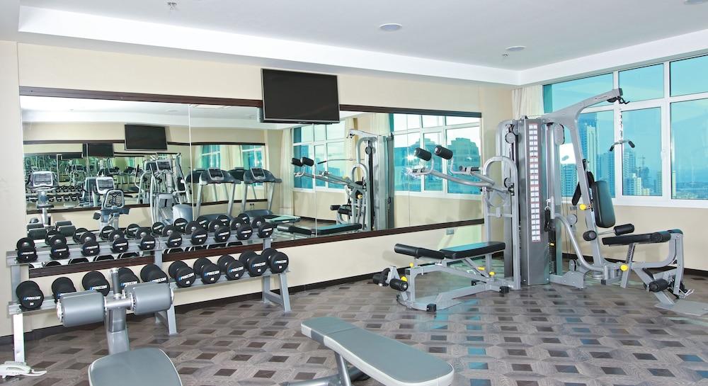 Park Regis Lotus Hotel Manama Exteriör bild
