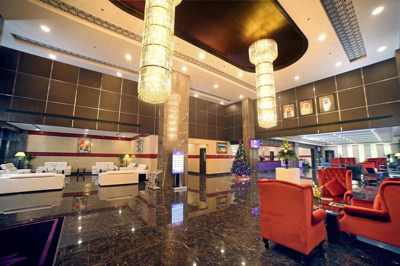 Park Regis Lotus Hotel Manama Exteriör bild